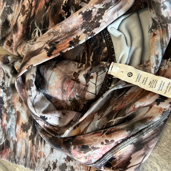 Lululemon wu leggings - Picture 8 of 8